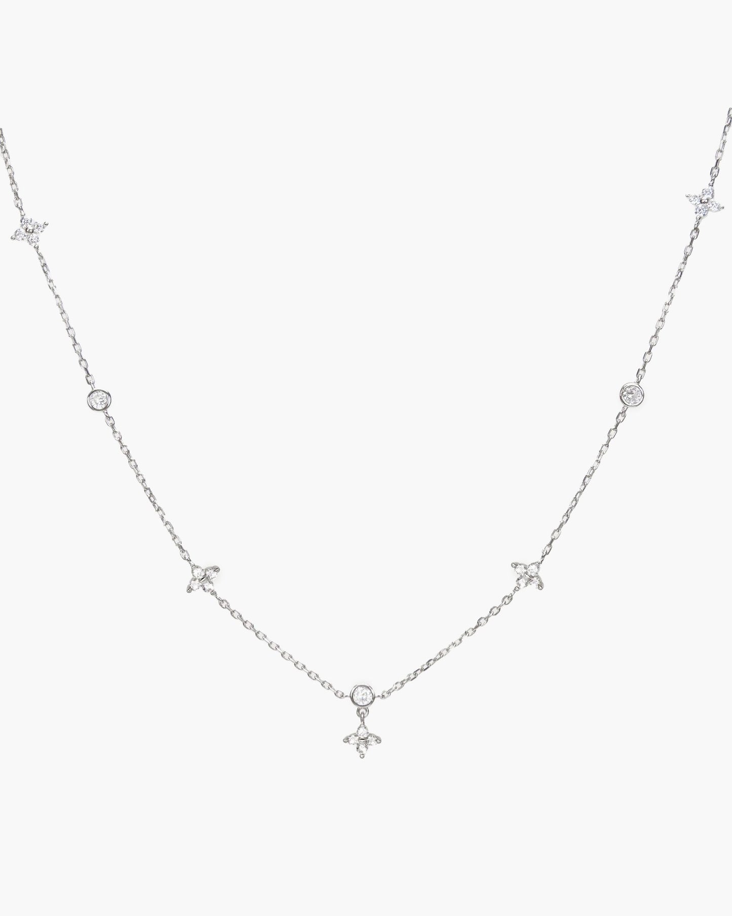Lucky Clover Necklace in Gold