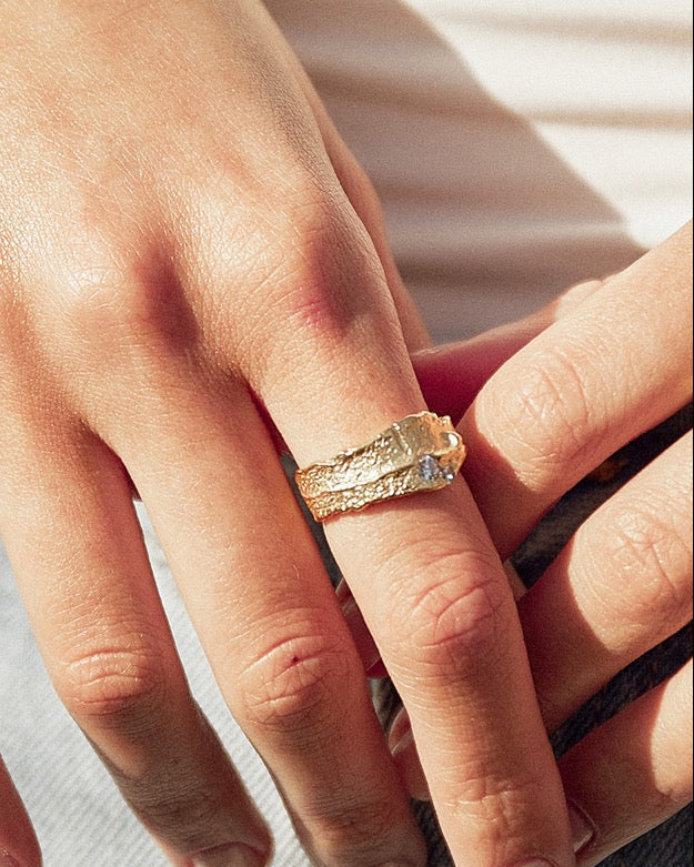 Anya Gold Ring - Clear Quartz