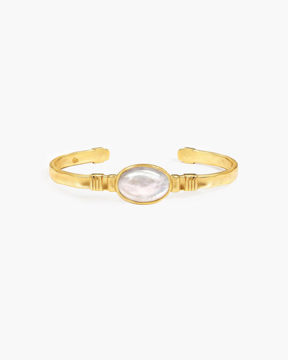 Liquid Oval Pearl Bangle