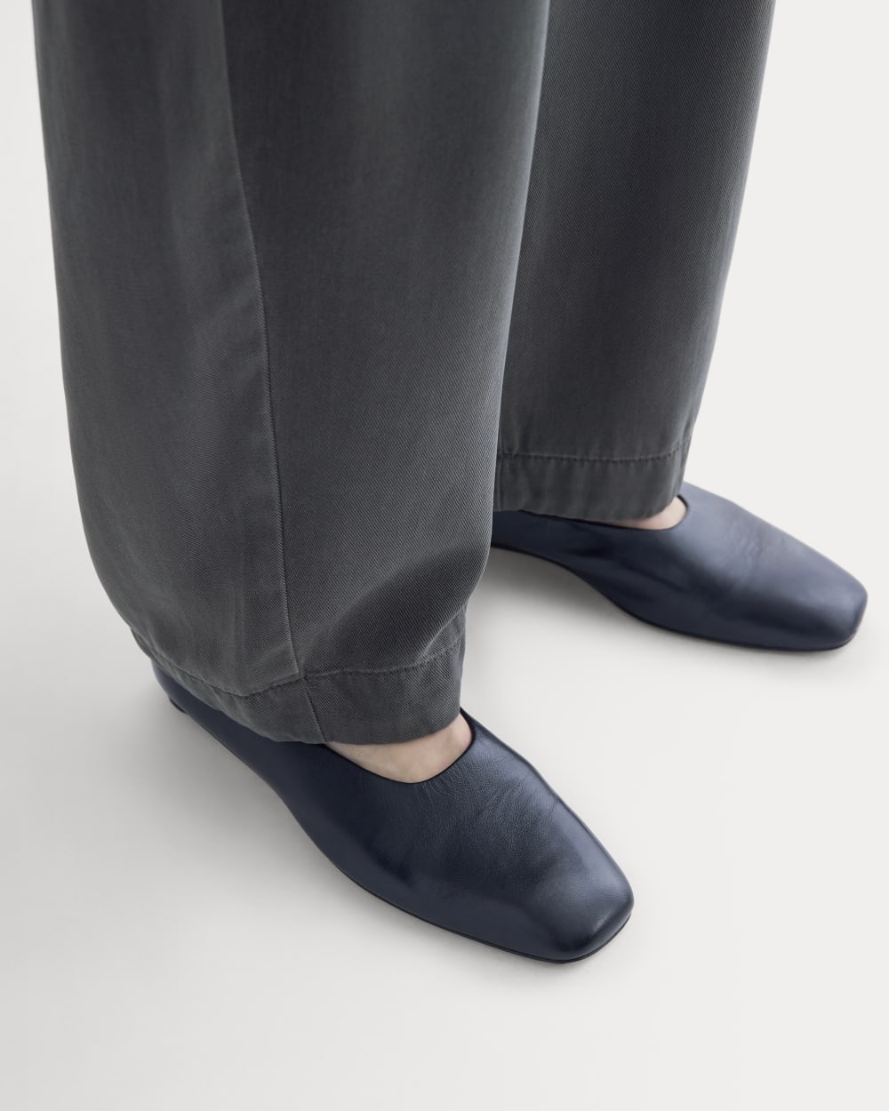 Balloon Pant in Buttersoft | Graphite