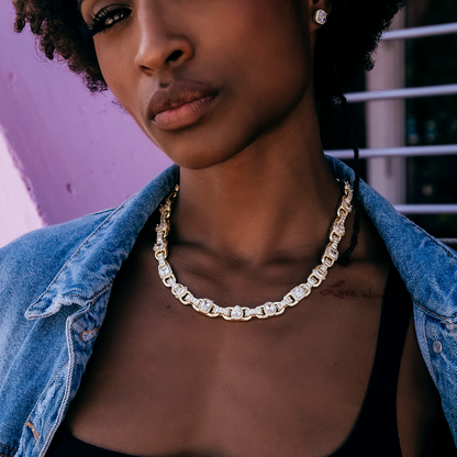Diamond Cluster Mariner Necklace in Yellow Gold