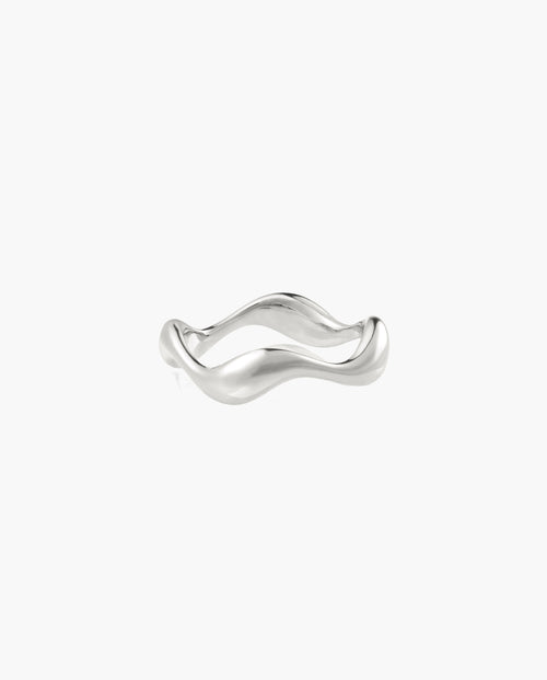 Wave Ring in Silver