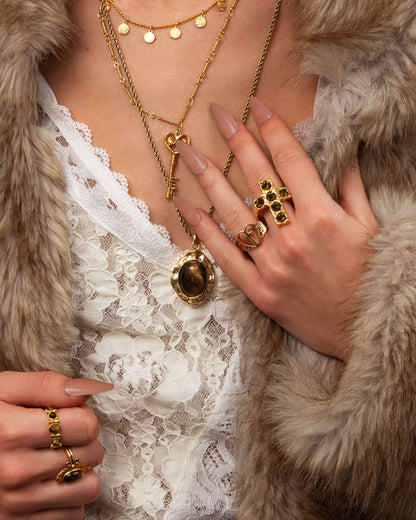 Rebel Cross Ring in Gold