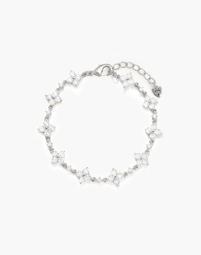 Sparkle Clover Bracelet in Silver