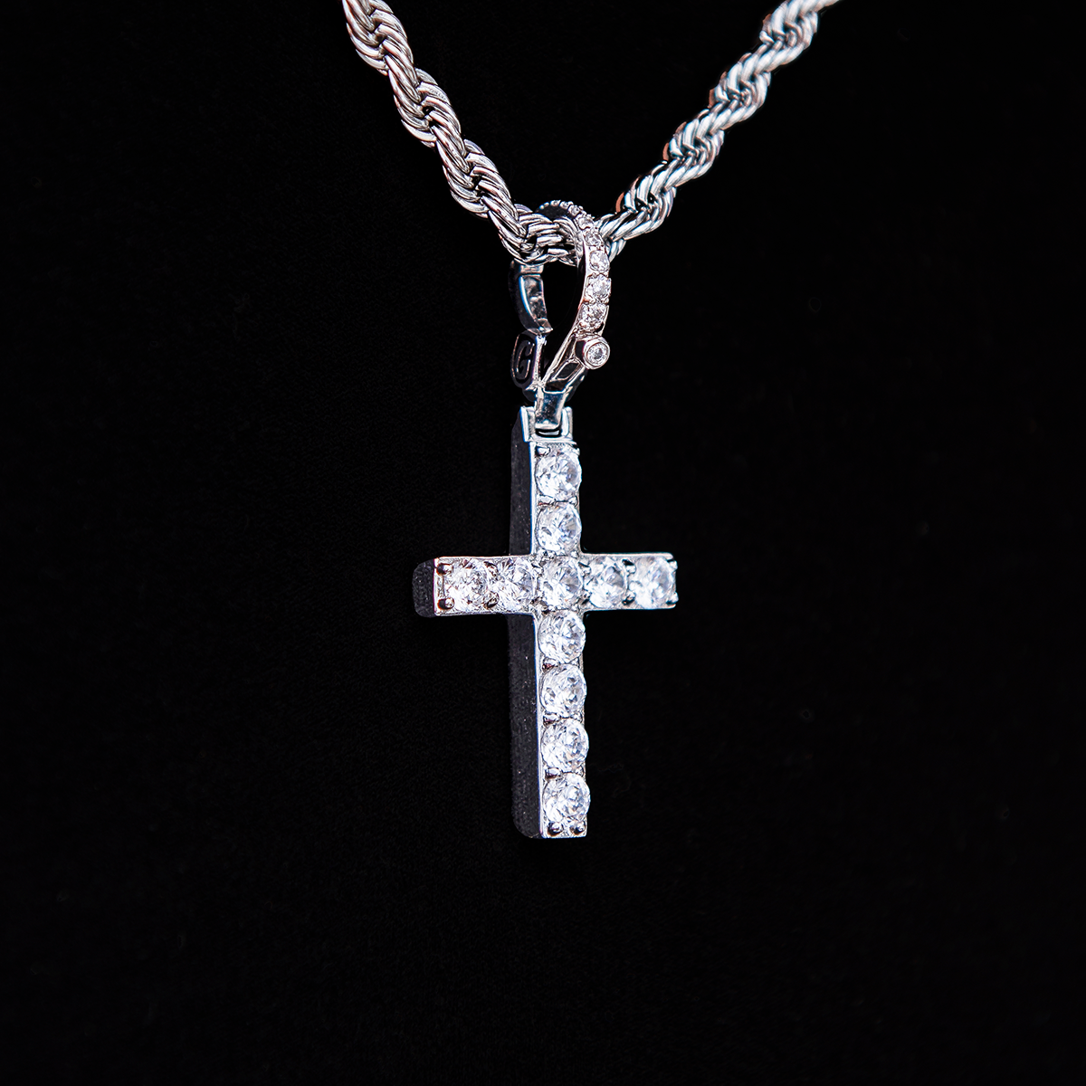 Diamond Cross Clip On Pendant - White Gold