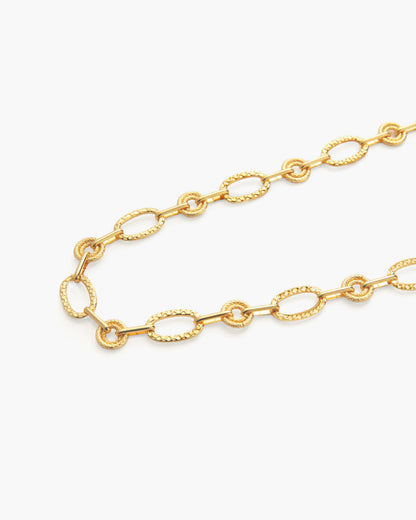 Textured Circle Link Necklace