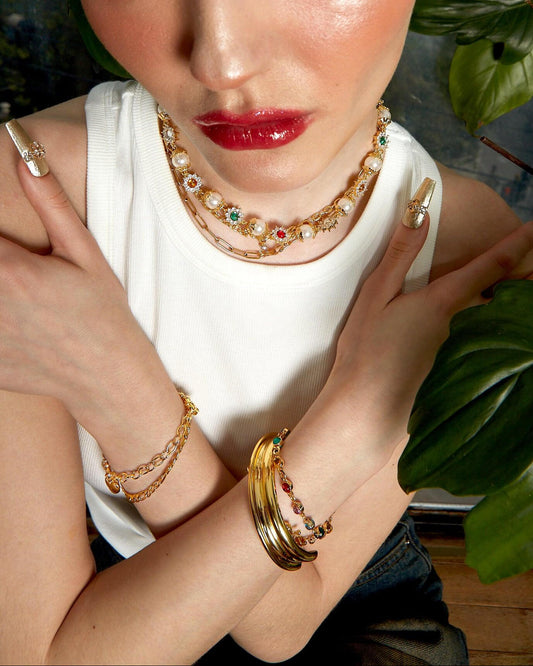 Daisy Pearl Necklace