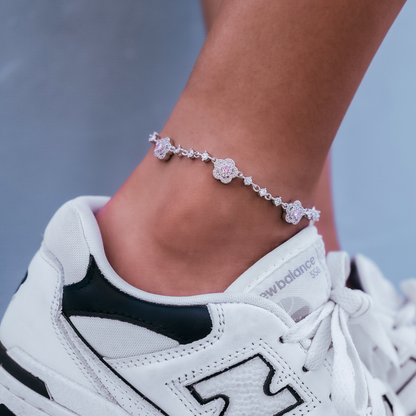 Daisy Anklet in White Gold