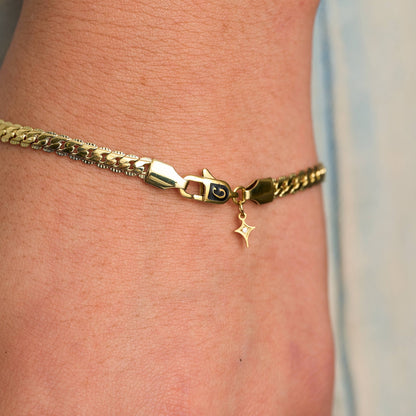 Curb Chain Bracelet in Yellow Gold - 4mm