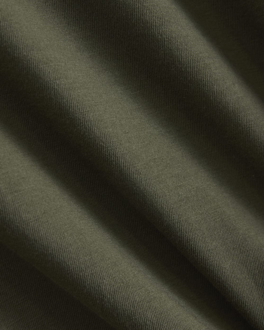 The Box-Cut Tee in Essential Cotton | Olive Night | No Pocket