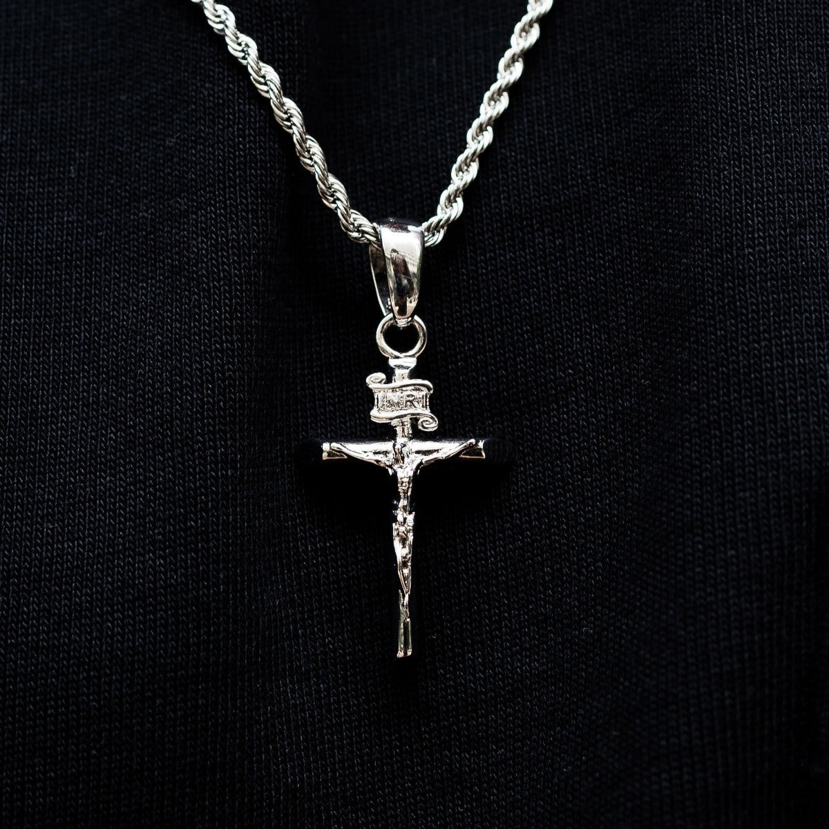 Crucifix Pendant + 2MM Rope Chain Bundle in White Gold