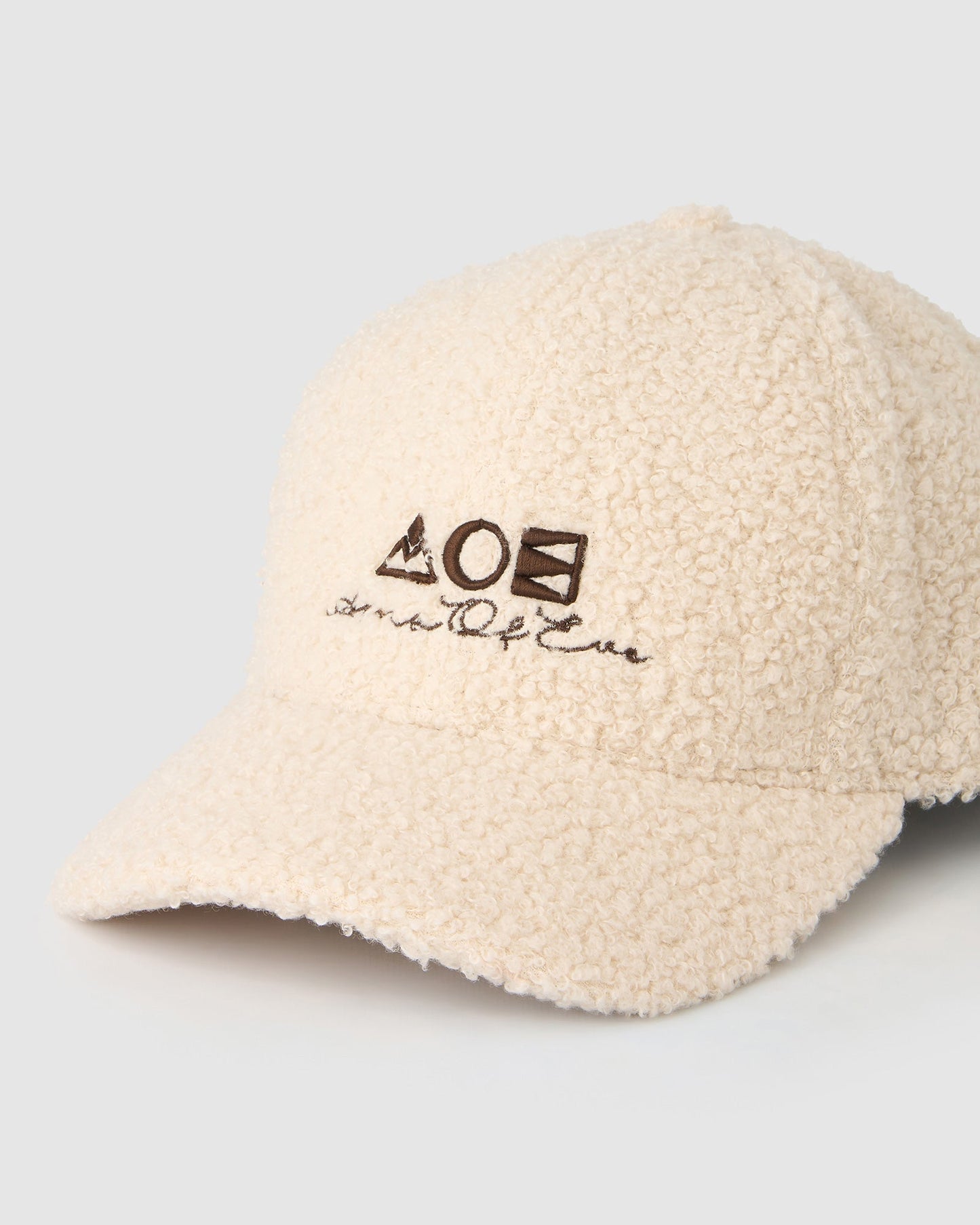 Arms Of Eve Boucle Cap - Vanilla