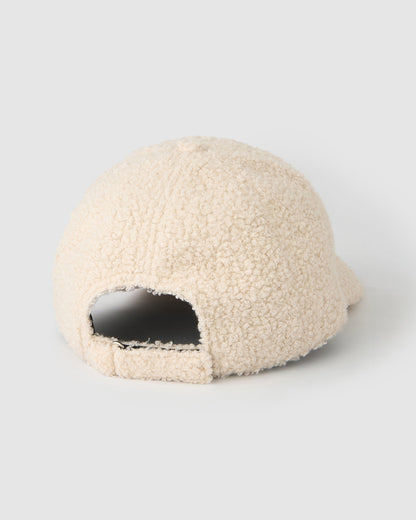 Arms Of Eve Boucle Cap - Vanilla