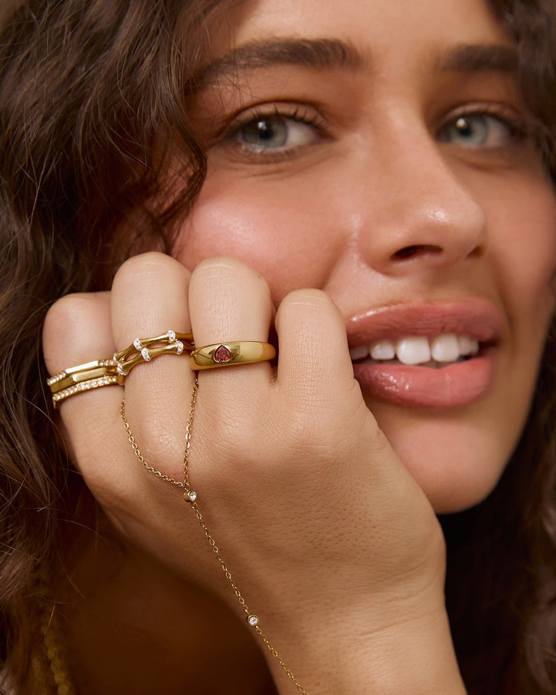 Mi Amour Gold Ring - Red