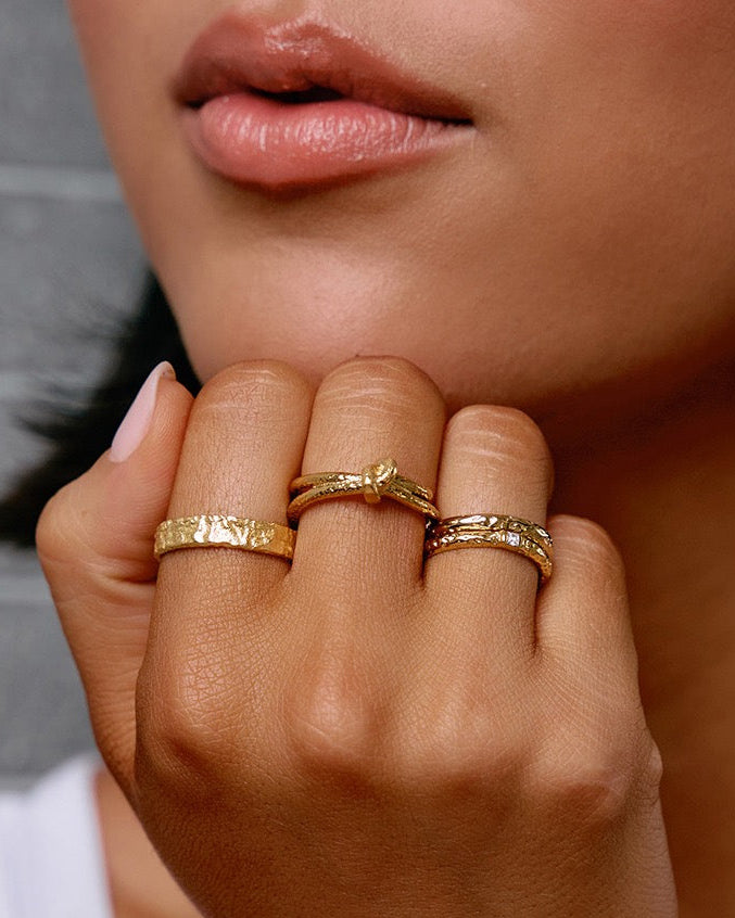 Tia Gold Ring