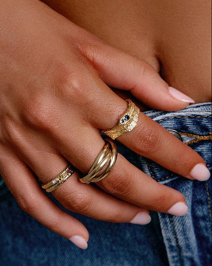 Anya Gold Ring - Sapphire