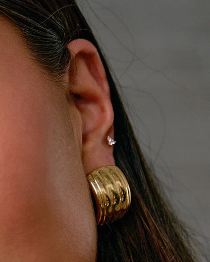 Chantal Gold Earrings