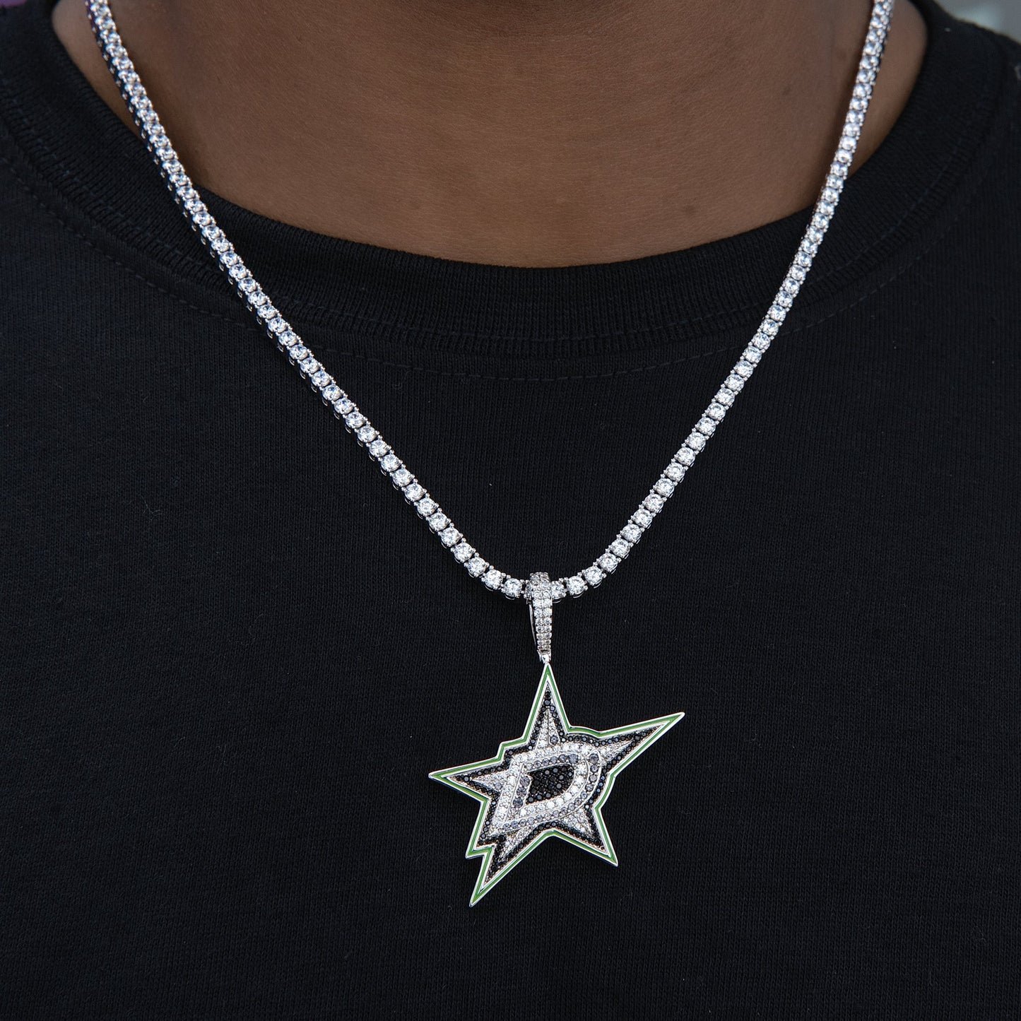 Dallas Stars Official NHL Logo Pendant in White Gold