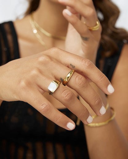 Minnie Gold Ring