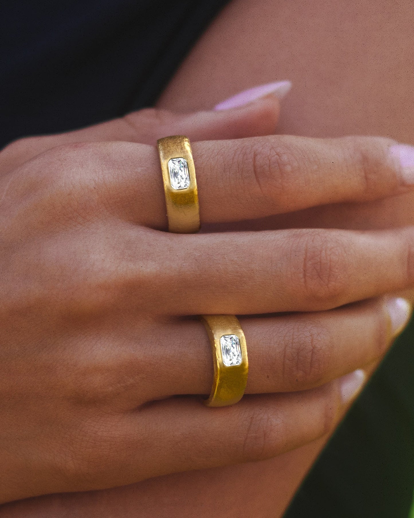 Hush Ring in Gold