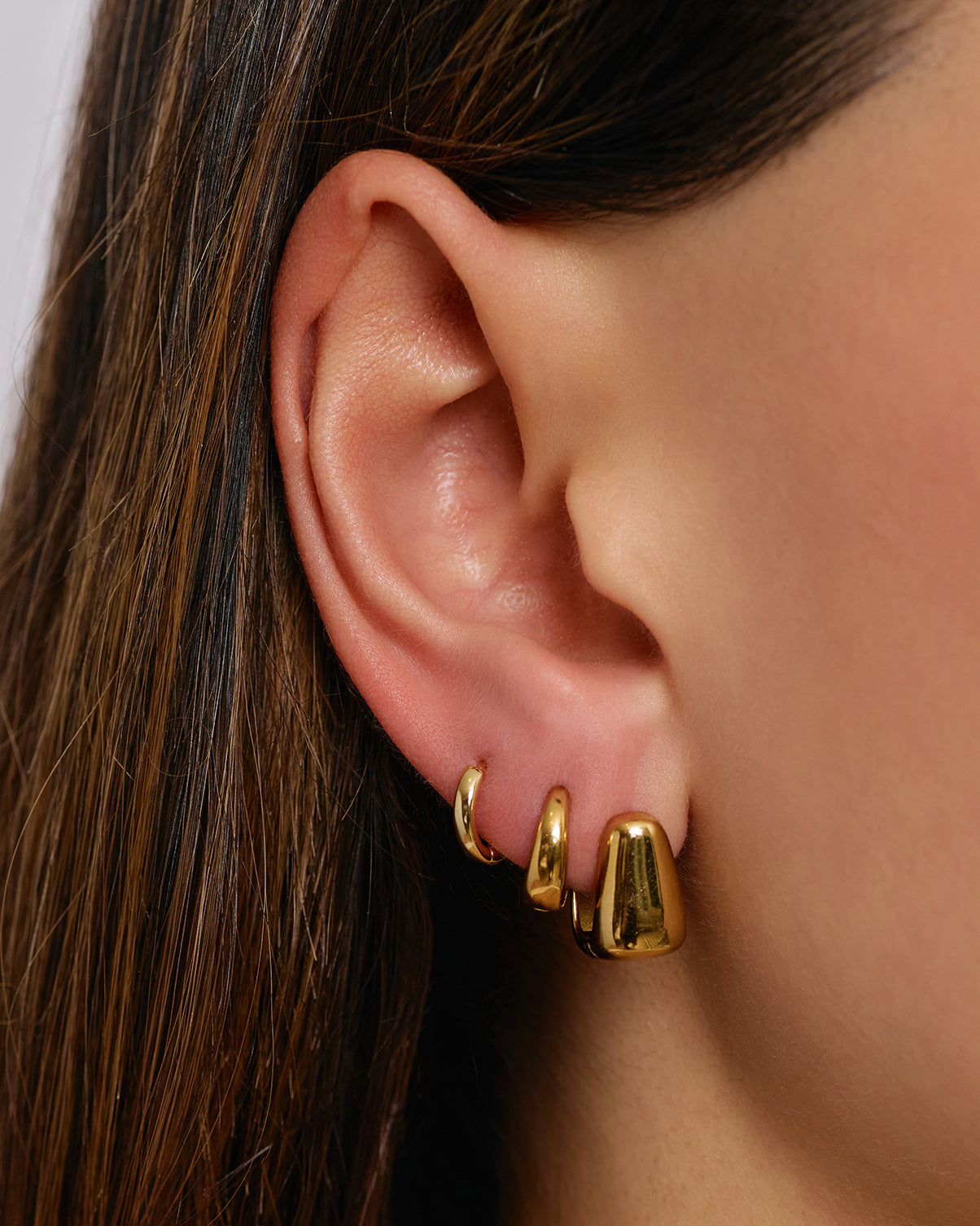 Tess Gold Hoop Earrings