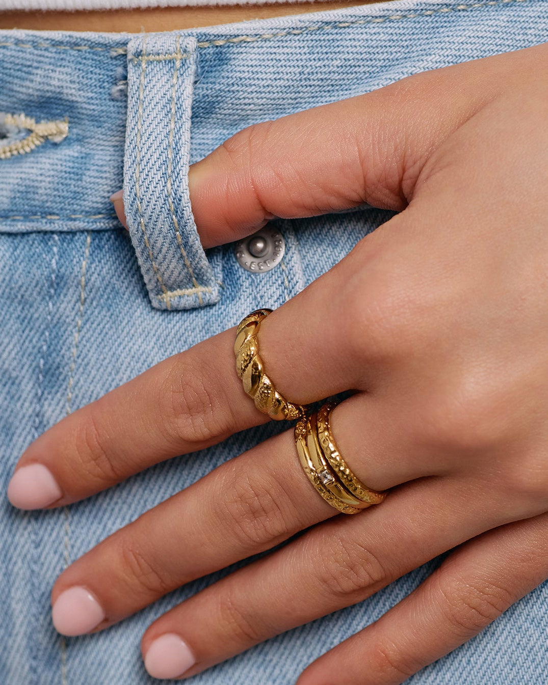 Nahla Gold Ring