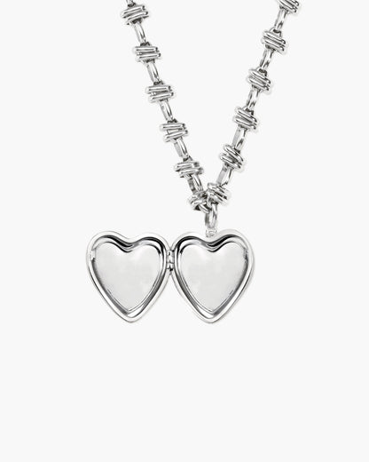 Secret Keeps Openable Heart Necklace in Silver