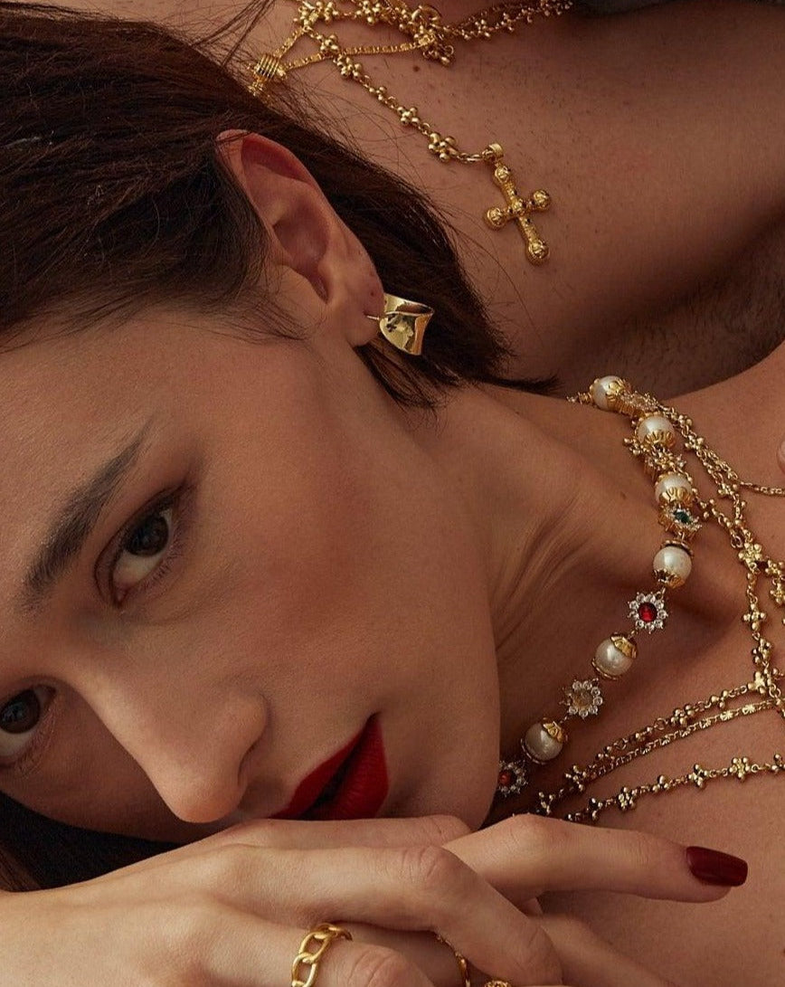 Chunky Flowy Hoop Earrings in Gold