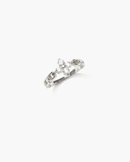 Lucky Clover Ring in Silver