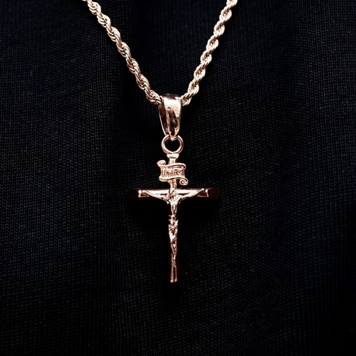 Crucifix Pendant + 2MM Rope Chain Bundle in Rose Gold