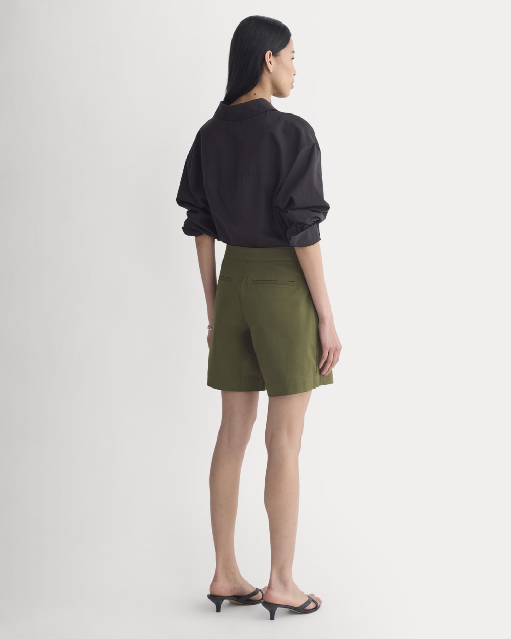 Side-Panel Tailored Short | Olive Night