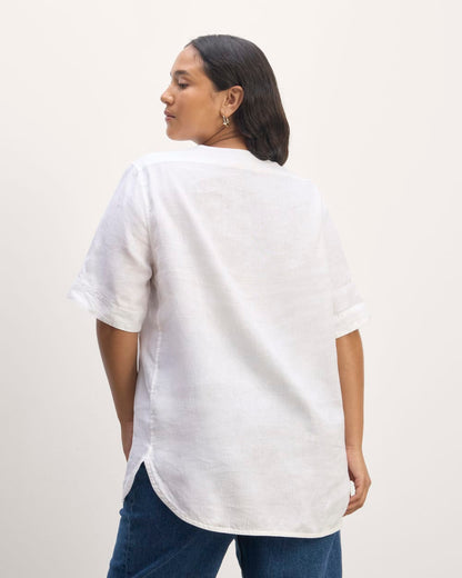 The Bib Shirt in Linen | White