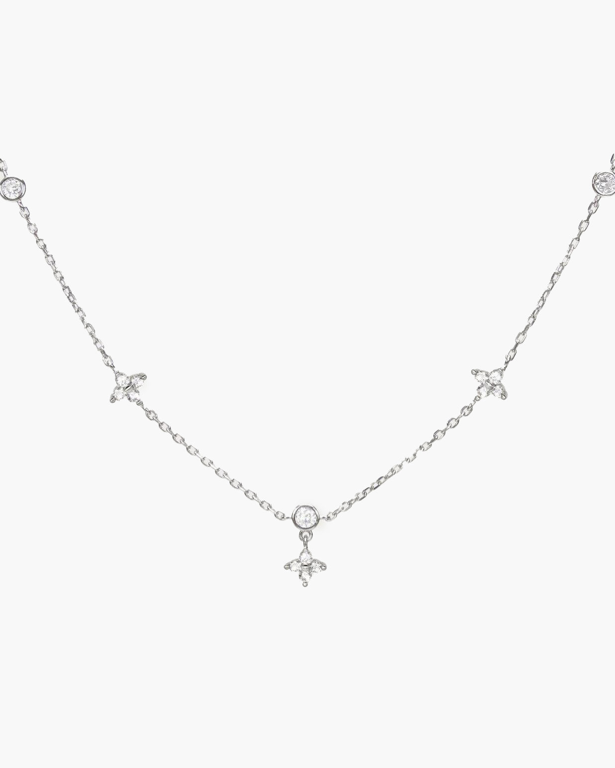 Lucky Clover Necklace in Silver