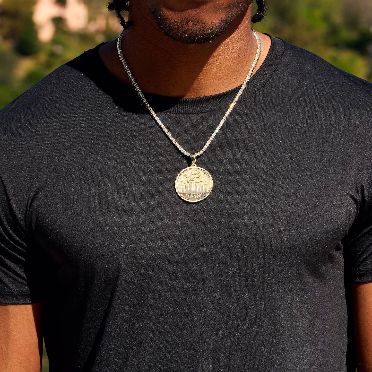 Detroit Lions Official NFL Coin Pendant in Yellow Gold